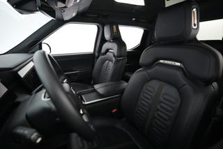 2023 Rivian R1T — photo 3 of 21