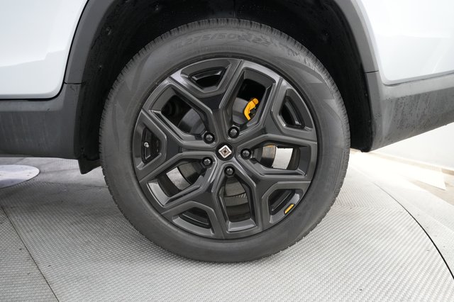 2023 Rivian R1T — photo 7 of 21