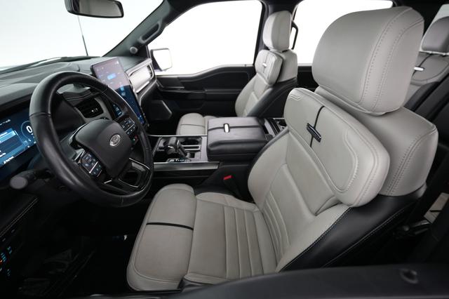 2022 Ford F-150 Lightning — photo 3 of 15