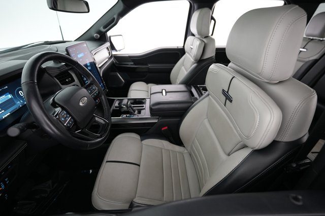 2022 Ford F-150 Lightning — photo 3 of 15