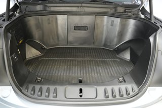 2022 Ford F-150 Lightning — photo 14 of 15