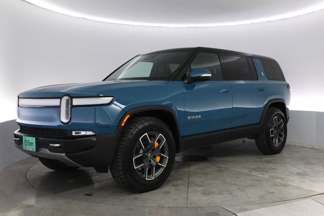2023 Rivian R1S — VIN 7PDSGABA8PN015173