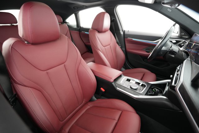 2023 BMW i4 — photo 19 of 20
