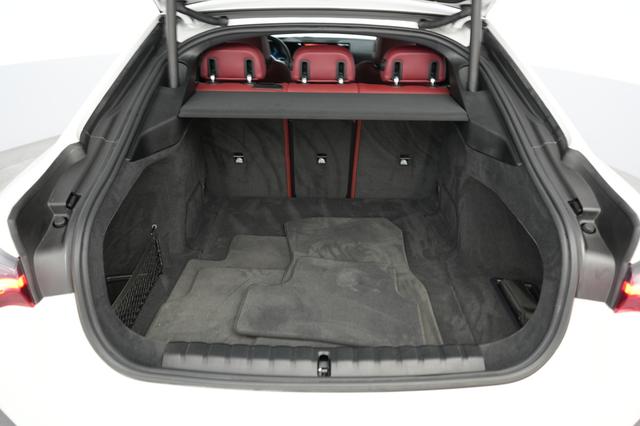 2023 BMW i4 — photo 6 of 20