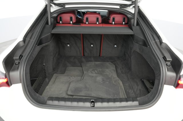 2023 BMW i4 — photo 6 of 20