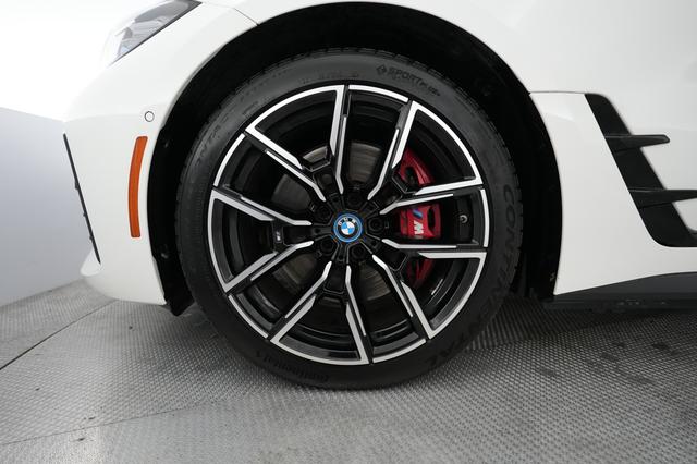 2023 BMW i4 — photo 7 of 20