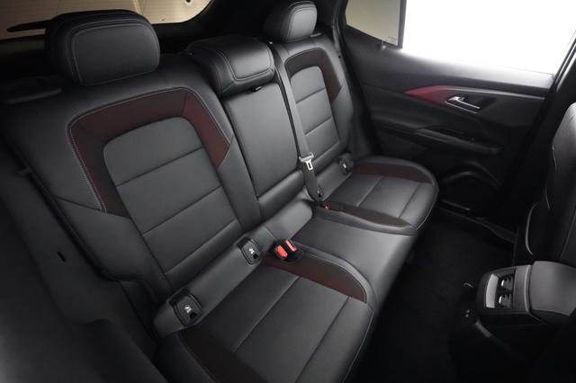 2024 Chevrolet Equinox EV — photo 4 of 20