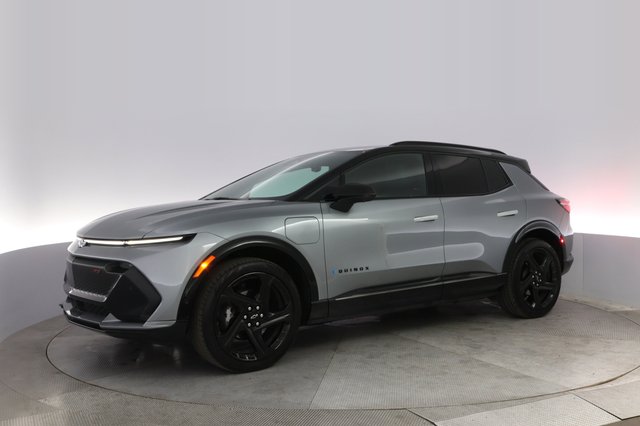 2024 Chevrolet Equinox EV — photo 14 of 20
