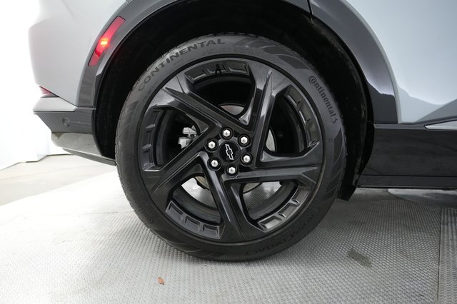 2024 Chevrolet Equinox EV — photo 16 of 20