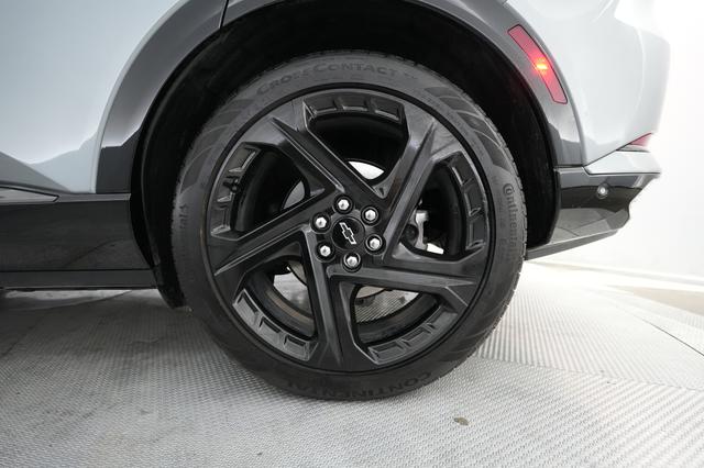 2024 Chevrolet Equinox EV — photo 7 of 20