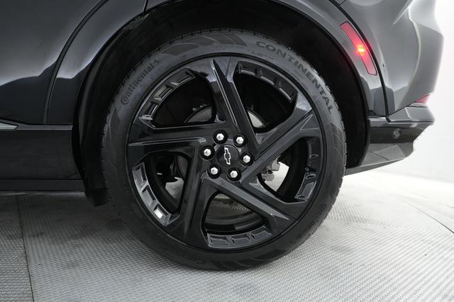 2024 Chevrolet Equinox EV — photo 7 of 20