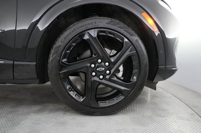 2024 Chevrolet Equinox EV — photo 16 of 20