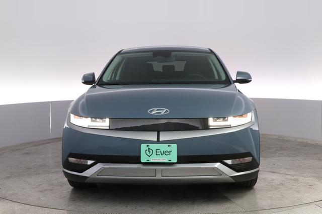 2024 Hyundai IONIQ 5 — photo 9 of 20