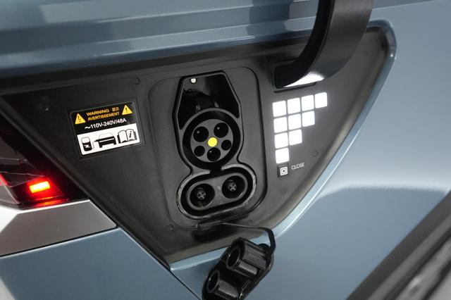 2024 Hyundai IONIQ 5 — photo 8 of 20