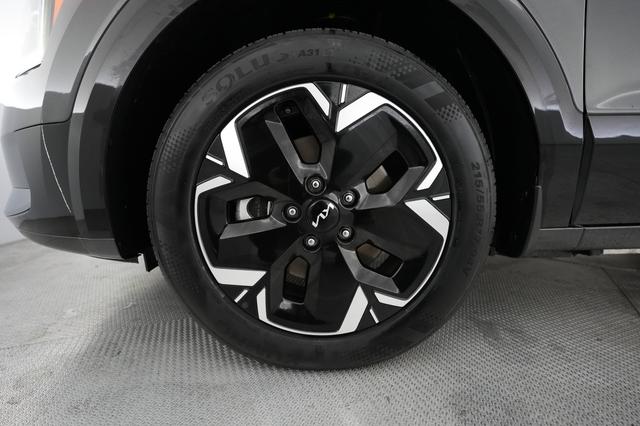 2025 Kia Niro EV — photo 7 of 20