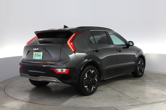 2025 Kia Niro EV — photo 2 of 20