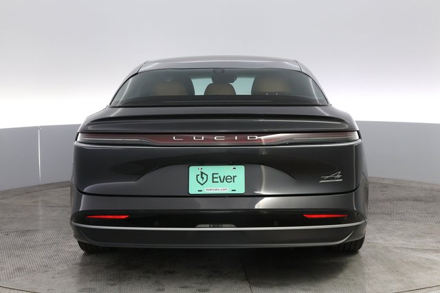 2022 Lucid Air — photo 12 of 21