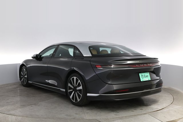 2022 Lucid Air — photo 13 of 21