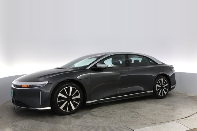 2022 Lucid Air — photo 14 of 21