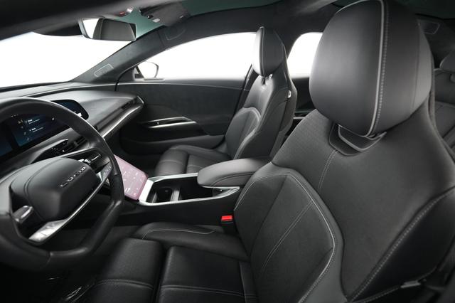 2022 Lucid Air — photo 3 of 22