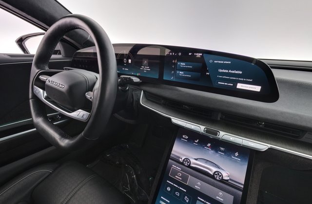 2022 Lucid Air — photo 20 of 22