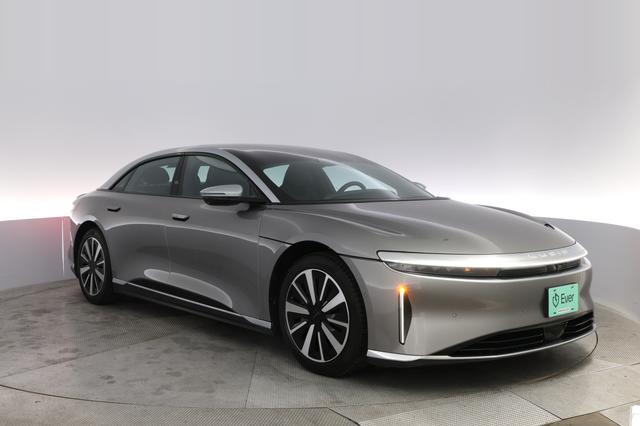 2022 Lucid Air — photo 10 of 22