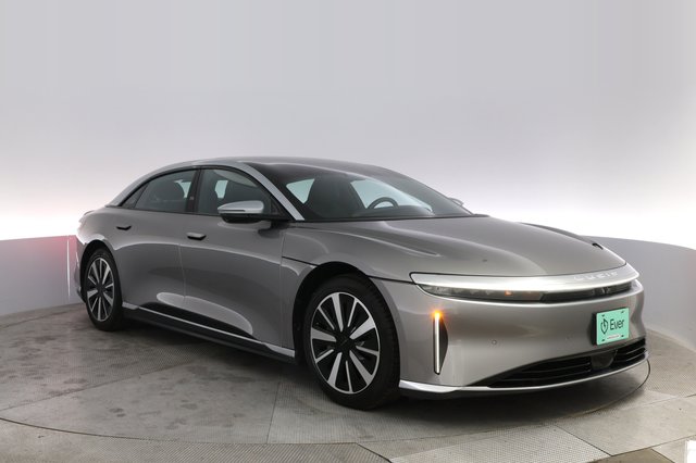 2022 Lucid Air — photo 10 of 22
