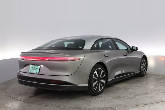 2022 Lucid Air — photo 2 of 22