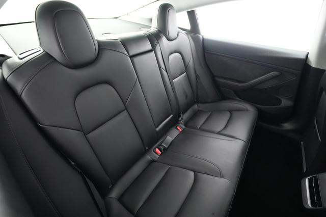 2023 Tesla Model 3 — photo 4 of 21
