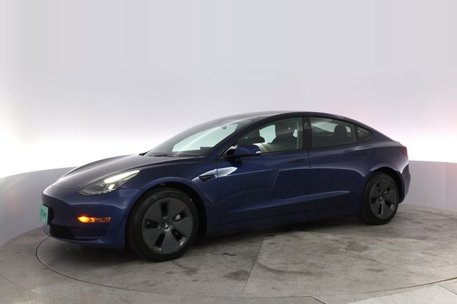 2023 Tesla Model 3 — photo 14 of 21