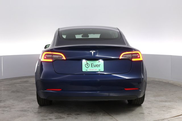 2023 Tesla Model 3 — photo 12 of 21