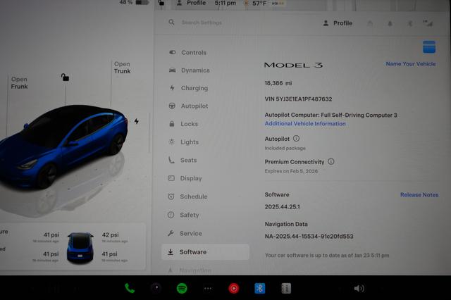 2023 Tesla Model 3 — photo 5 of 21