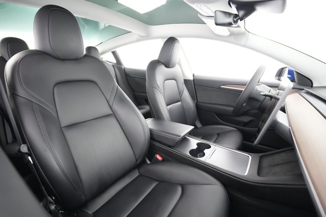 2023 Tesla Model 3 — photo 18 of 21