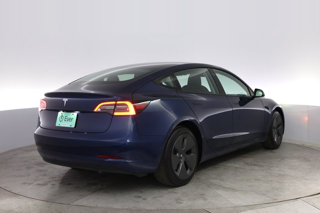 2023 Tesla Model 3 — photo 2 of 21