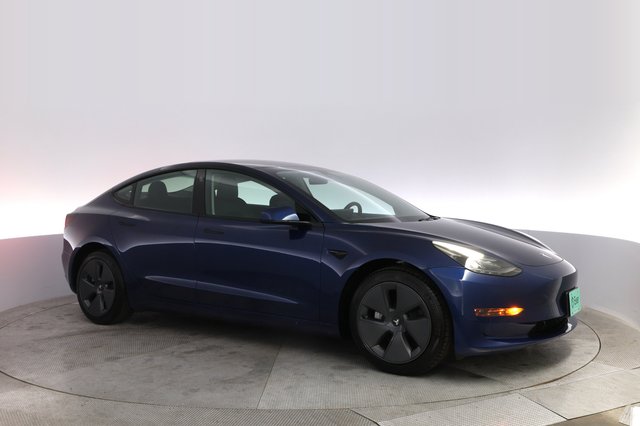2023 Tesla Model 3 — photo 11 of 21