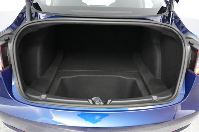 2023 Tesla Model 3 — photo 6 of 21