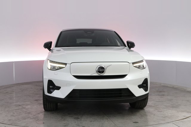 2023 Volvo C40 Recharge — photo 9 of 20