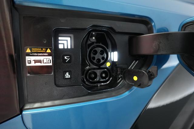 2024 Kia EV9 — photo 8 of 25