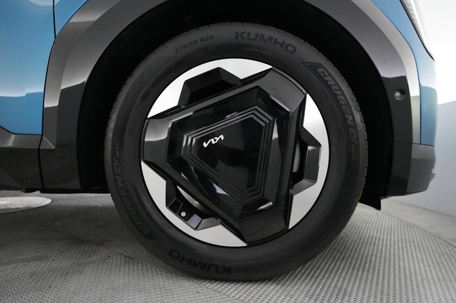 2024 Kia EV9 — photo 15 of 25