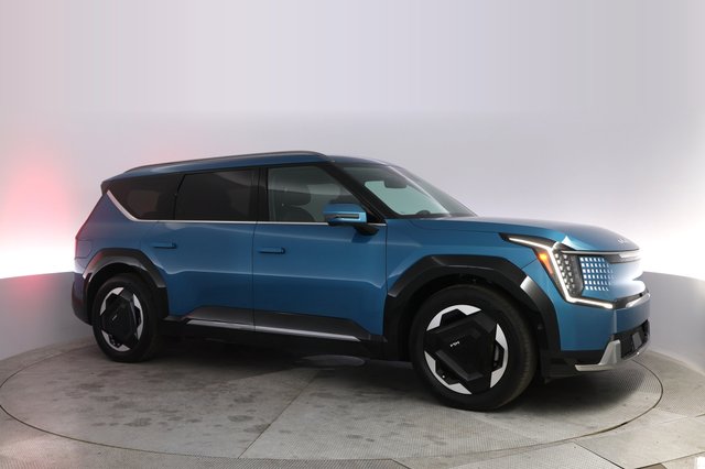 2024 Kia EV9 — photo 11 of 25