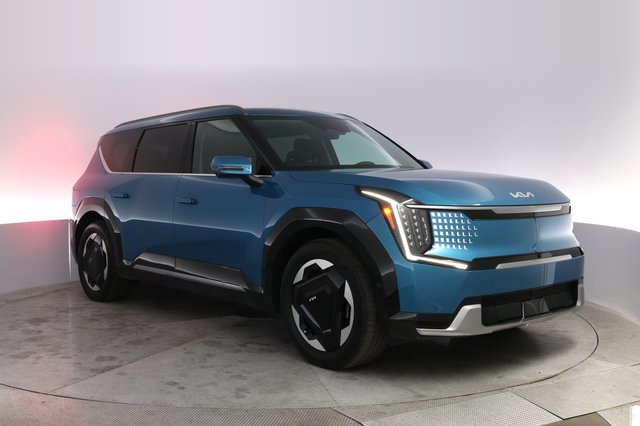 2024 Kia EV9 — photo 10 of 25