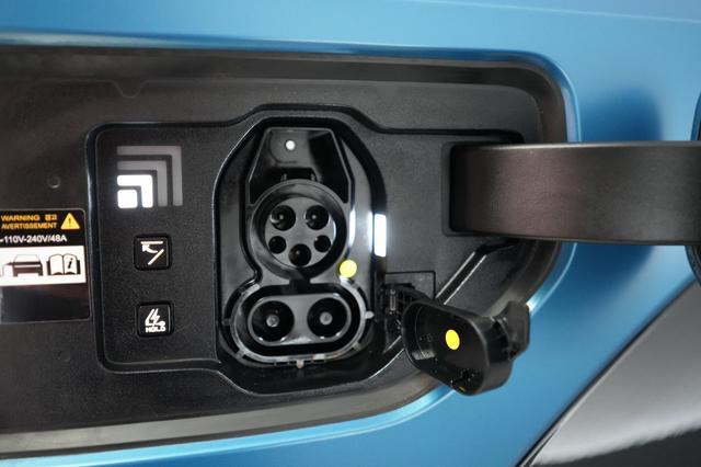2024 Kia EV9 — photo 8 of 23