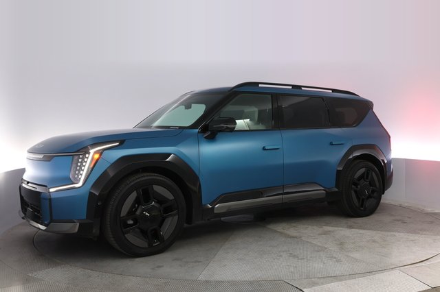 2024 Kia EV9 — photo 14 of 23
