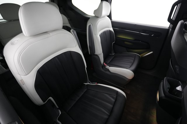 2024 Kia EV9 — photo 4 of 23