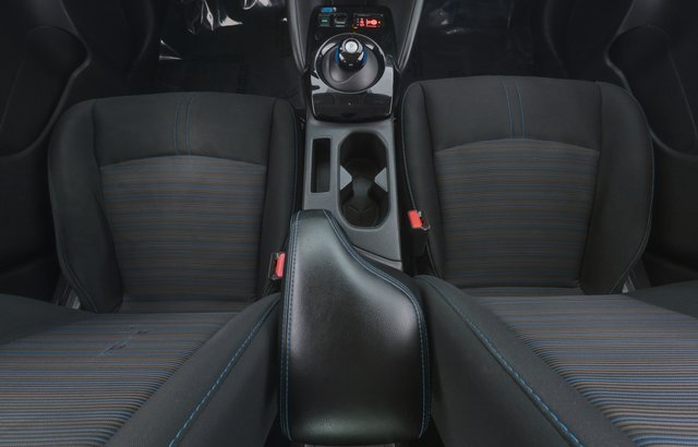 2020 Nissan LEAF — photo 22 of 23