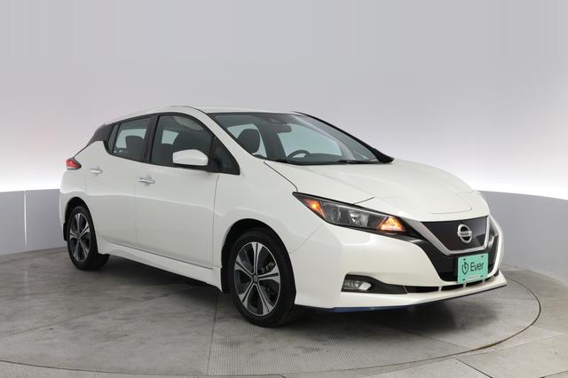 2020 Nissan LEAF — photo 10 of 23