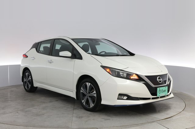 2020 Nissan LEAF — photo 10 of 23