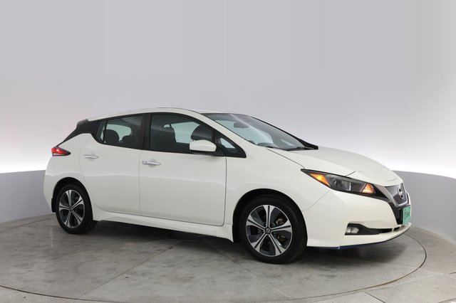 2020 Nissan LEAF — photo 11 of 23