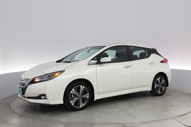 2020 Nissan LEAF — photo 14 of 23