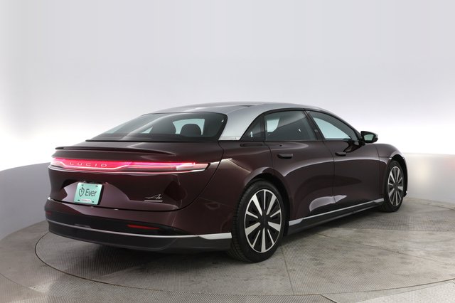 2022 Lucid Air — photo 2 of 21